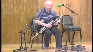 Limerick lassies reel  The fourpenny bit reel  Mickey Dunne uilleann pipes [upl. by Namharludba]