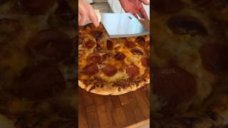 Cast Iron Pizza pizza pizzalover food cooking kitchen [upl. by Anirbas357]