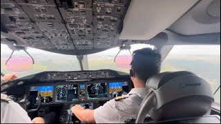 Cockpit view Boeing 787 Dreamliner landing at İstanbul Airport [upl. by Engvall]