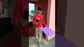 AMAZING KITE FLYINGMINI KITES kites manjha kiteflyingshorts [upl. by Servais54]