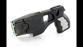 Pistola taser si può usare in Italia [upl. by Ibob]