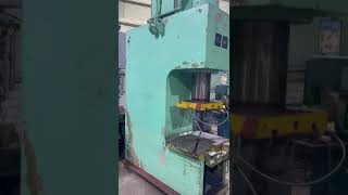 Hydraulic press ZEULENRODA PYE 100 S1M [upl. by Raddi920]