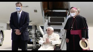 Benedicto XVI regresa al Vaticano tras su breve viaje en Alemania [upl. by Ruffo]