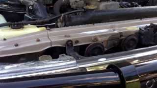 Degreasing engine and undercarriage with Gunk and 1994 Toyota Landcruiser walkaround [upl. by Ferriter]