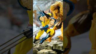 Awesome Poses for your Mafex Wolverine wolverine mafex xmen sabertooth [upl. by Nylesoj]