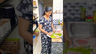 Minivlog514🤗 chicken gravy 😋  Dec 9 shorts dinner vlog minivlog home diml tamil food [upl. by Dacie]