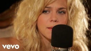 The Band Perry  Hip To My Heart Live From Oceanway Studios Nashville 2010 [upl. by Laina329]