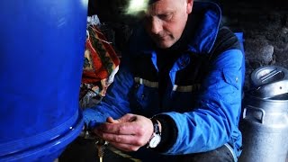 Brewing the original Brulandselva raw ale with KVEIK in a Norwegian farmhouse [upl. by Gentes]