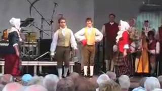 Welsh Folk Dancing  Y Ddafad Gorniog amp Clocsio [upl. by Peskoff809]