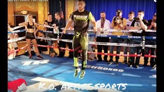 LOMACHENKO ALMOST HOOVERING IN THE RING WHILE DOING JUMP ROPE ROUTINE [upl. by Tcideneb]