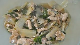 Fricassée de blettes cardes poulet دجاج مشرمل بالسلقة Recettes de Blettes et Poulet [upl. by Mateo503]