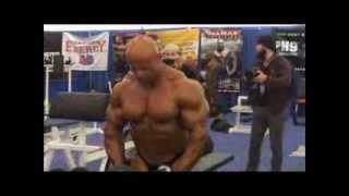 Branch Warren pumping up Backstage  Arnold Classic [upl. by Volny]