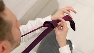 Nodo Cravatta Mezzo Windsor  Half Windsor Knot [upl. by Cissie]