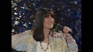 SANDIE SHAW SINGLES MEDLEY LIVE 2023 MIX [upl. by Nauqet]