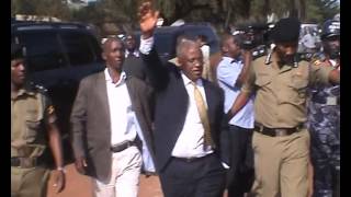 Amama Mbabazi criticizes Polices treatment of opposition [upl. by Lotus]