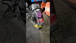 Y Esos Sticker 😳 Pulsar NS 125 vidmoto motos entrevista [upl. by Adnamra]