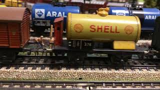 Märklin MGleis  Vorbeifahrt sehr alter Waggons  Video Nr31 [upl. by Suryc]