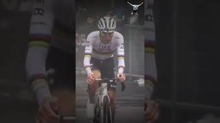 La 1ère victoire de Tadej Pogacar avec le maillot arcenciel sur le Giro dellEmilia [upl. by Bebe]