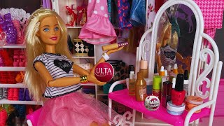 Barbie abriendo juguetes miniatura edición Ulta Beauty productos de belleza tamaño muñeca [upl. by Pelagias]