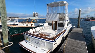 1986 Bertram 28 Flybridge [upl. by Enelec67]