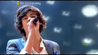 One Direction  What Makes You Beautiful Live on BBC Children In Need 2011 [upl. by Agnizn]