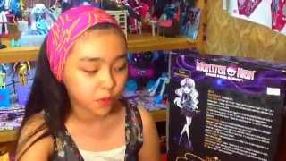 Monster High Twyla 13 Wishes  обзор на русском [upl. by Arvell]