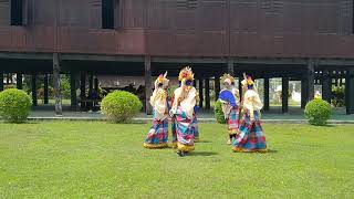 Tari Mappaddendang  Sulawesi Selatan [upl. by Etnovaj]