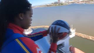 Incroyables trick shots des Harlem Globetrotters à bord du Queen Mary [upl. by Nedia]