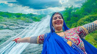 आकाश आया ये क्या तूफानी झरना 👌❤️travel destinations Birthi waterfall to Munsiyari Uttarakhand Ep23 [upl. by Eenattirb]