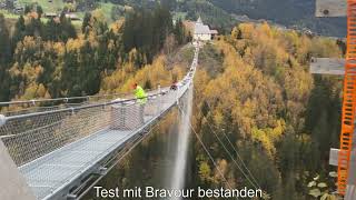 BelastungstestStresstestLasttest auf der Hängebrücke quotla Pendentaquot [upl. by Meirrak]