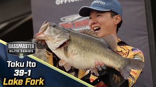 Taku Ito leads Day 1 of Bassmaster Elite at Lake Fork with 39 pounds 1 ounce [upl. by Artemis]