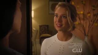 Jane the Virgin recap Michael is back  jane the virgin season 5 [upl. by Burroughs340]