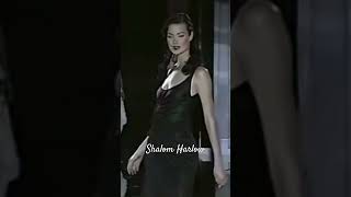 Shalom Harlow💕 model shalom shalomharlow models elegant runway fashion catwalk 90s love [upl. by Kcira]