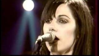 PJ Harvey live 2000 A Place Called Home This Wicked Tongue [upl. by Aikyt82]