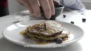 BananenPancakes mit Heidelbeeren [upl. by Langille]