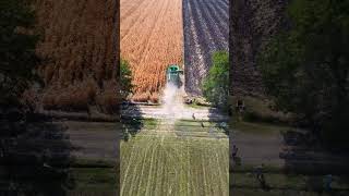 Chulada la vida de rancho 🤠🌱 tractor rancho agriculture tractorista [upl. by Baldridge]