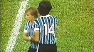 Brasileirão 1981  Final  São Paulo 0 x 1 Grêmio [upl. by Kovacev782]