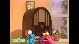 How to say quotNope Nopequot Sesame Street Yip Yip martians [upl. by Eimma]