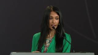 Preethi Kasireddy  MobX vs Redux Comparing the Opposing Paradigms  React Conf 2017 [upl. by Anual907]