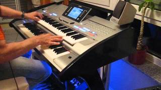 James Last Medley Games that lovers play ua Yamaha Tyros 4 Black Panther [upl. by Jenica]