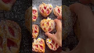 Puff pastrytrending halloween baking [upl. by Aniretac]