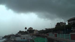 04 Novembre 2011  Tornadic supercell with stovepipe Tornado and huge wall cloud [upl. by Giacamo449]