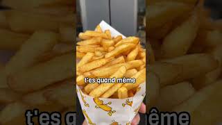 Une vraie friterie belge à Paris 🍟 3 Rue Mouffetard Paris 5 [upl. by Mainis791]