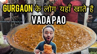 Gurgaon के लोग यहाँ खाते है Vada Pav  Huda Market Sector 4  Gurgaon [upl. by Quince]