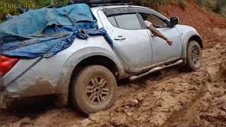 Mitsubishi Triton Hdx 4x4 Menjelajah Jalanan Extreme Di Jalur Trans Papua Puncak Jaya [upl. by Elkin]