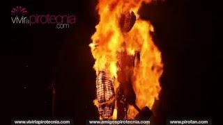 Cremà Falla Municipal de Valencia Fallas 2016 Pirotecnia Europlà [upl. by Noellyn]