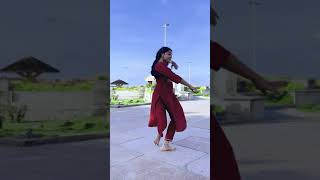 Kannodu Kanbathellam Dance Video  Divyanarthanam  Divya Vijayan Shorts Jeans [upl. by Alaaj228]