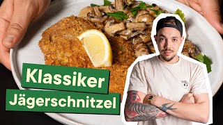 Knuspriges Jägerschnitzel mit cremiger Pilzsoße [upl. by Hicks131]