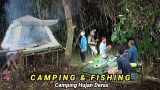 diguyur hujan deras beramairamai camping di pinggir Sungai fishing relaxing rain sound [upl. by Dunseath]