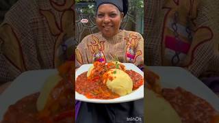 Smashed potatoes and beans😋😋 spiced using the Royco 2 in 1 blend of curry  mchuzi [upl. by Nomolas]